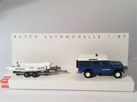 BUSCH 50322 Spur H0 Land Rover Defender Gendarmerie