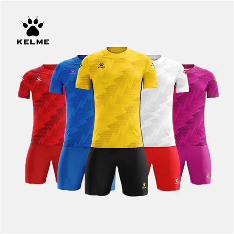 Kelme Custom Football Uniform Mens Soccer Jerseys Kid Tracksuit