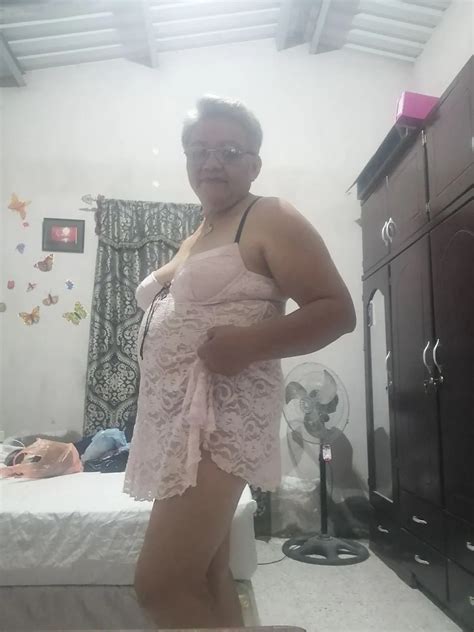 60 Year Old Mature Grandmother 8 Pics XHamster