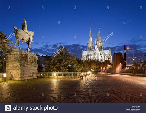 Cologne Cathedral Statue Hi Res Stock Photography And Images Alamy