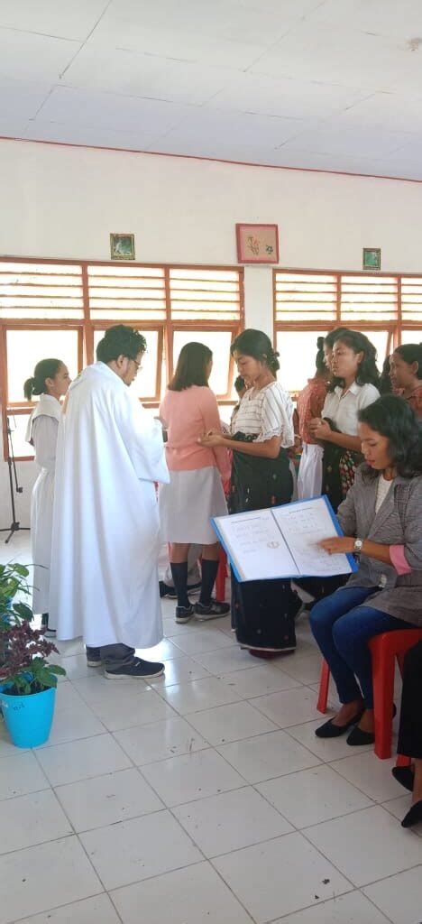 LOMBA KUIS KITAB SUCI DIPERKUAT DENGAN PERAYAAN EKARISTI SMAN 3 BORONG