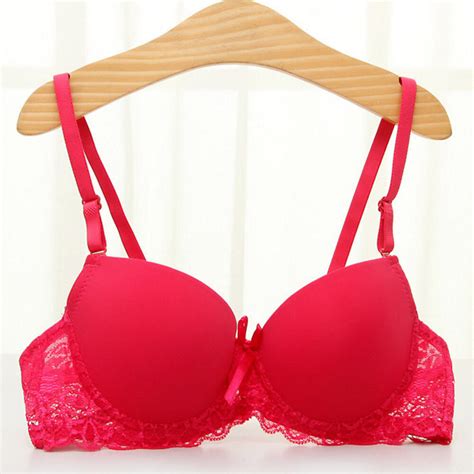 Women Lingerie Push Up Bra Lace Padded Underwire Brassiere Underwear