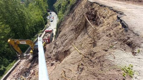 Riapre La Strada Provinciale 345 Chiusa Per La Frana Nel Comune Di