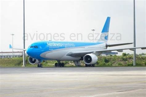 AVIONES En EZEIZA El Primer A330 De Aerolineas Argentinas