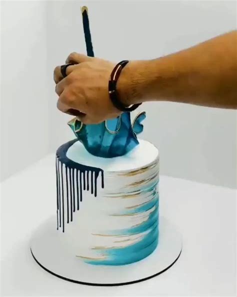 Captivating Minimalist Birthday Cakes Stylish Elegance For Your