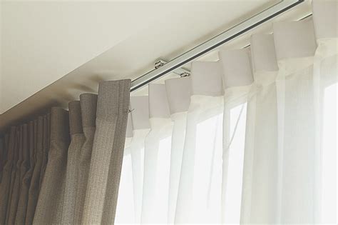 30 Types of Curtains (Popular Variety, Lining, Materials) with Pictures ...