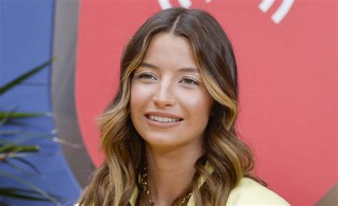 Julia Wieniawa pozuje w samym bikini Oszałamiający widok Trudno oderwać wzrok ZDJĘCIE