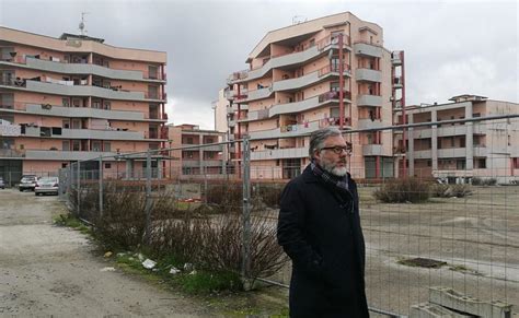 Focolaio Al Palazzo Rosa Chiuse Le Scuole