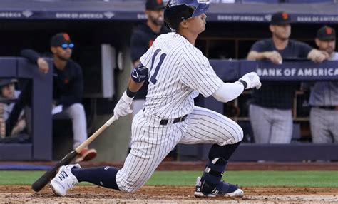 Yankees vienen de atrás sobre los Orioles y les sacan el juego