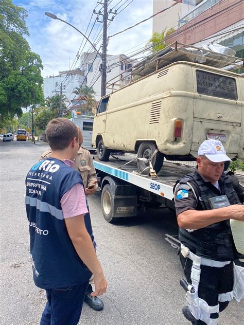 Prefeitura Est De Olho Na Polui O Sonora Carro Do Ferro Velho