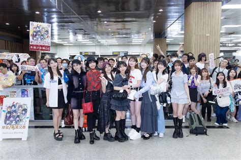 Cigarettes After Sex Memeon