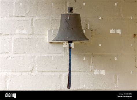 Old-fashioned door bell on a Victorian house Stock Photo - Alamy