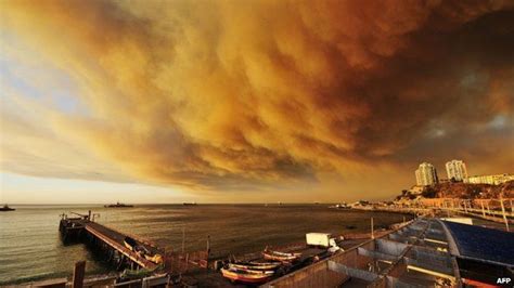 Chile Forest Fire Near Valparaiso Sparks Evacuations Bbc News