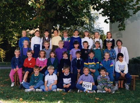 Photo De Classe 7e B De 1990 ECOLE DES FRERES Copains D Avant