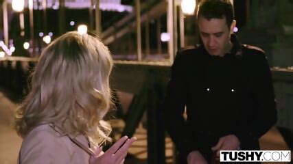 Tushy Tourism Leads To Anal Fuck With Stranger Isabelle Deltore