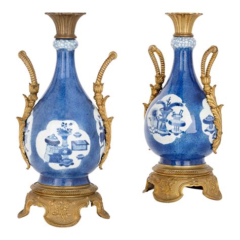 Pair Of Porcelain Blue And White Chinese Decorative Vases For Sale At