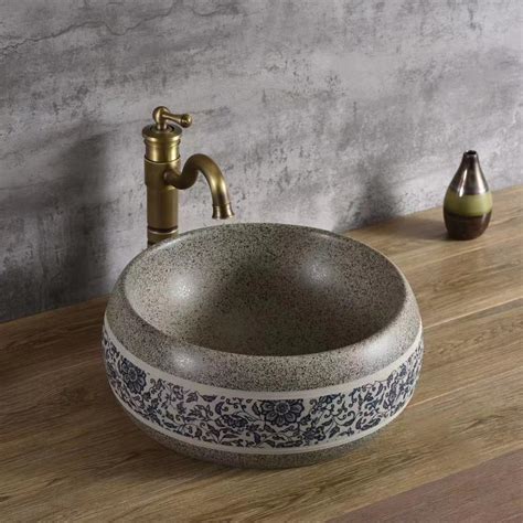 Ceramic Sanitary Ware Bathroom Sinks Round Shape Table Top Wash Basin