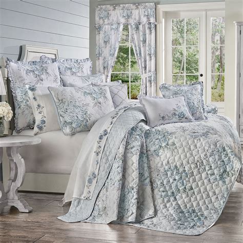 Estelle Floral Quilt Set Bedding By Royal Court