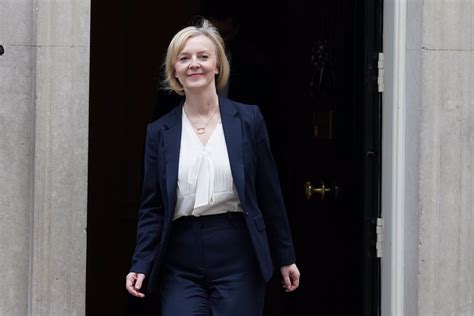 R Unido Liz Truss tiene derecho a 130 000 euros al año por su paso