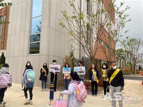 아산교육지원청 청렴동아리‘청심연계 아산세교초등학교 등굣길 맞이 ‘청렴다짐·환경사랑캠페인 아산데일리