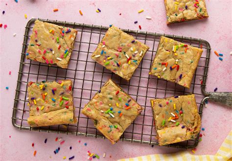 Funfetti Blondies I Baker Bettie