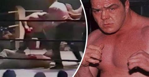 The Hardest Man In Britain Batters Rival Fighter In Unearthed Clip