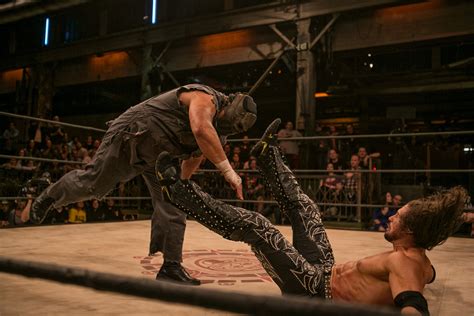 Sin Cara Reacts To Upset Win Over Baron Corbin Video Lucha Underground Season 3 Finale Tonight