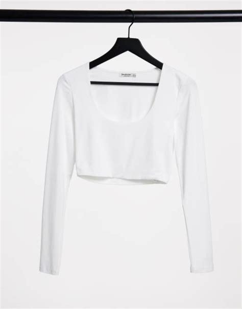 Stradivarius Scoop Neck Long Sleeve Crop Top In White Asos