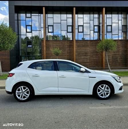 Second Hand Renault Megane 9 990 EUR 175 000 Km Autovit