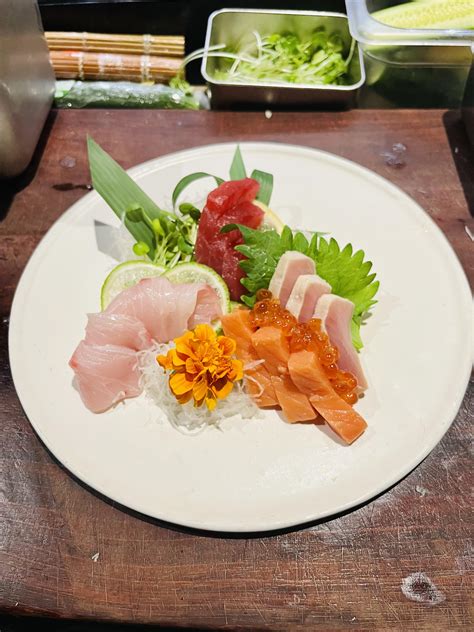 12pc Sashimi Plate Rsushi