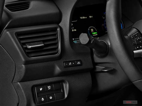 2023 Nissan Leaf: 191 Interior Photos | U.S. News