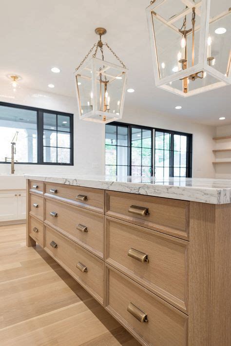 White Kitchen Oak Cabinets