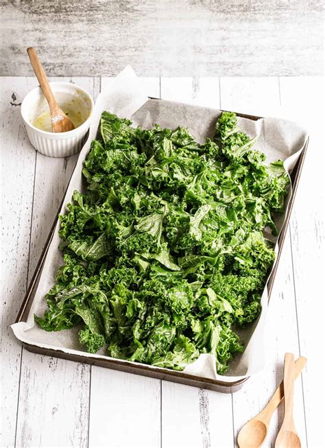 Crispy Parmesan Kale Chips Recipe With Garlic Baked The Picky Eater