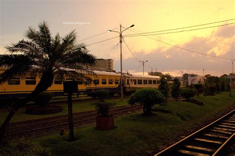 Traveling on a Night Train from Bandung to Yogyakarta | Drifting Soul ...