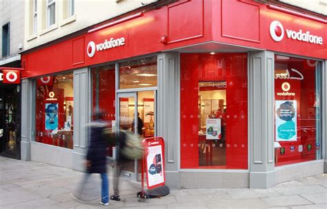 Vodafone Vende Unidade Na Espanha Por Bilh Es De Euros