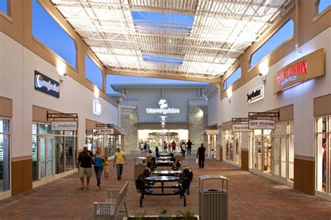 Complete List Of Stores Located At Grand Prairie Premium Outlets - A ...