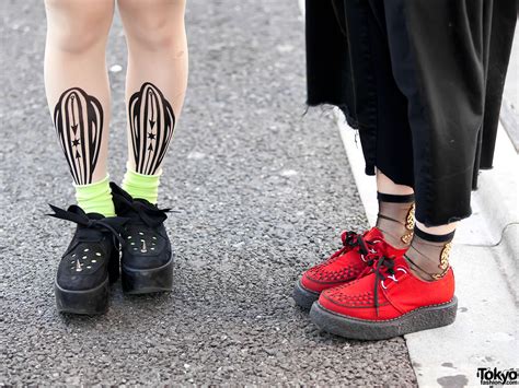 Harajuku Girls In Green W Vive Vagina Stockings Spiked Platforms Tokyo Fashion