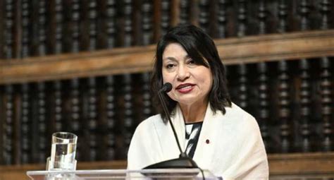 Gobierno de Perú declara persona no grata a embajador de México y lo