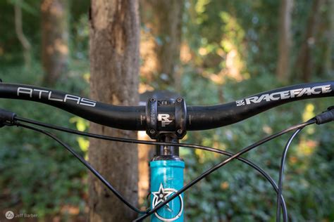 The Race Face Atlas Handlebar Makes Trail Bikes More Aggressive