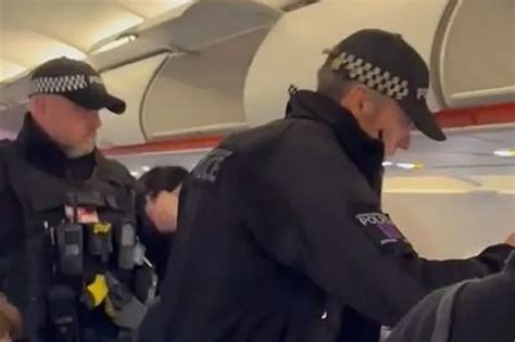 Police Storm Easyjet Flight After Being Alerted To Disruptive