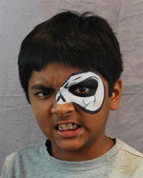 Half Skeleton Makeup For Guys | Saubhaya Makeup