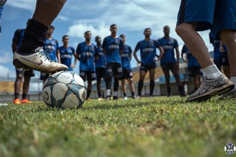 Uni O To Tem Impasse Hotel E Elenco Deixa Local De Ltima Hora