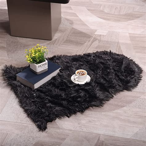 Yihaic Faux Fur Sheepskin Style Rug Faux Fleece Fluffy Area Rugs Seat