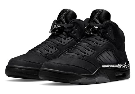 Air Jordan 5 "Black Cat" FZ2239-001 | SneakerNews.com