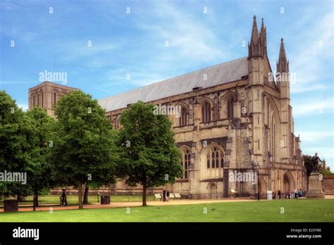 Winchester Cathedral Hi Res Stock Photography And Images Alamy