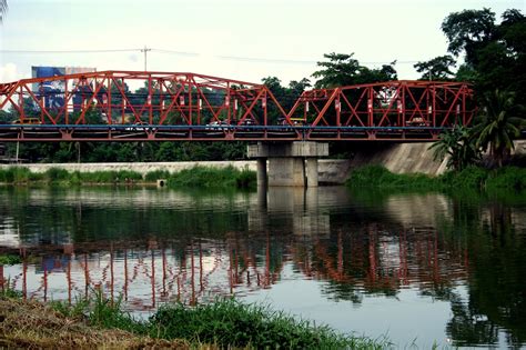 noel autor: Cagayan River, CDO's Natural Identifying Terrain Feature