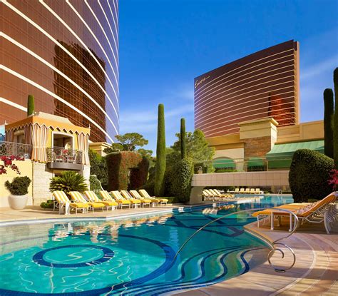 Wynn Las Vegas Pool Pictures & Reviews - Tripadvisor