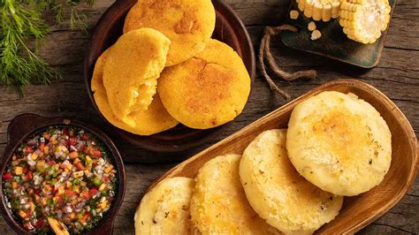 Receta de Arepas deliciosas con harina de maíz blanco