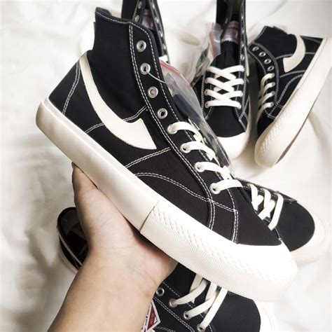 Sepatu Compass Gazelle High Black White Fesyen Pria Sepatu Sneakers Di Carousell