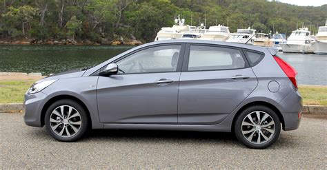 Hyundai Accent Review Sr Caradvice